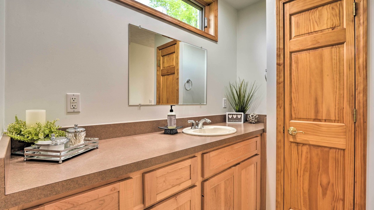 Photo of Bathroom in Crellin