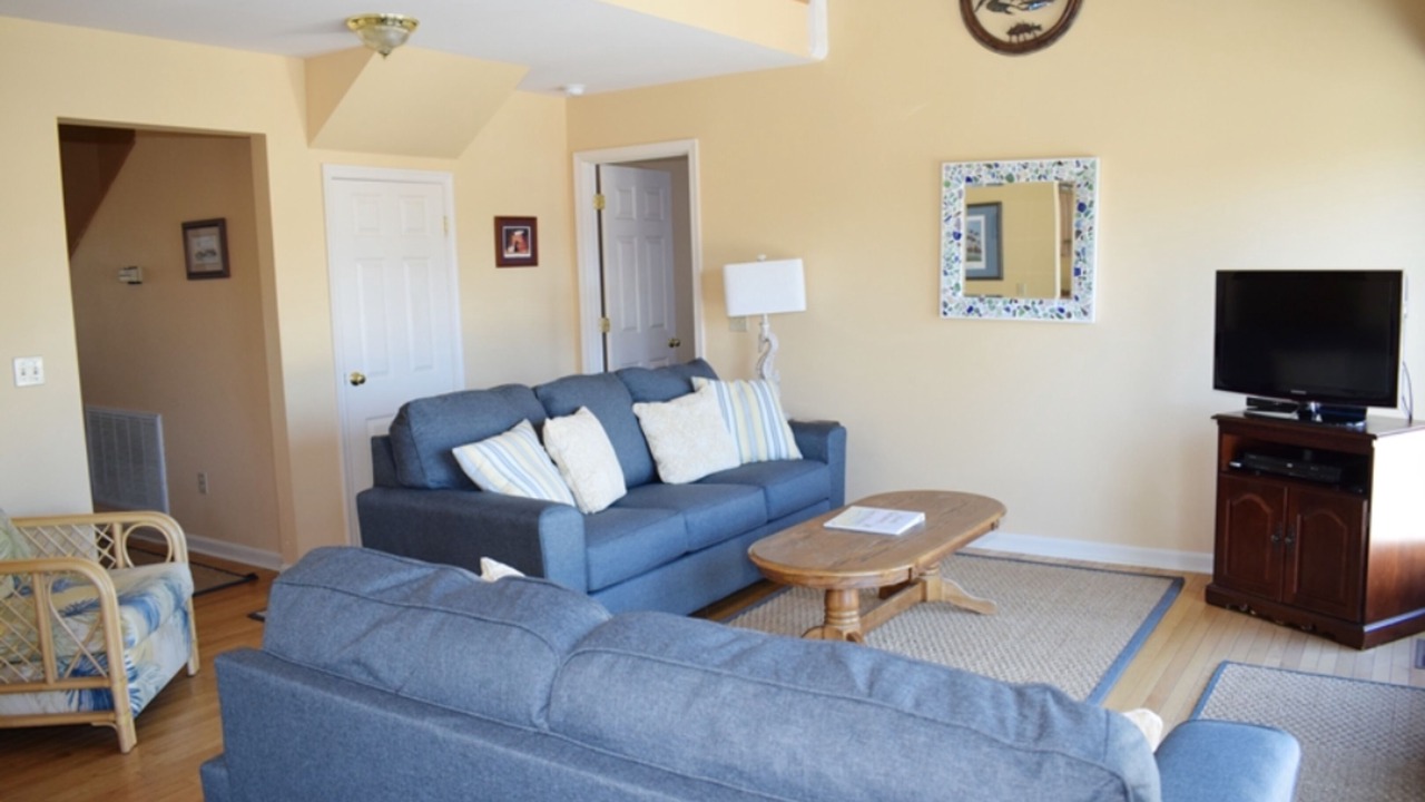 Photo of Livingroom in Deep Hole