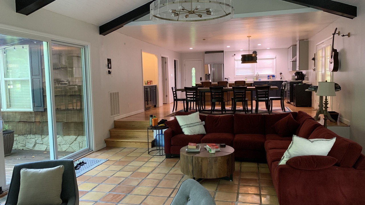 Photo of Livingroom in Scottsville