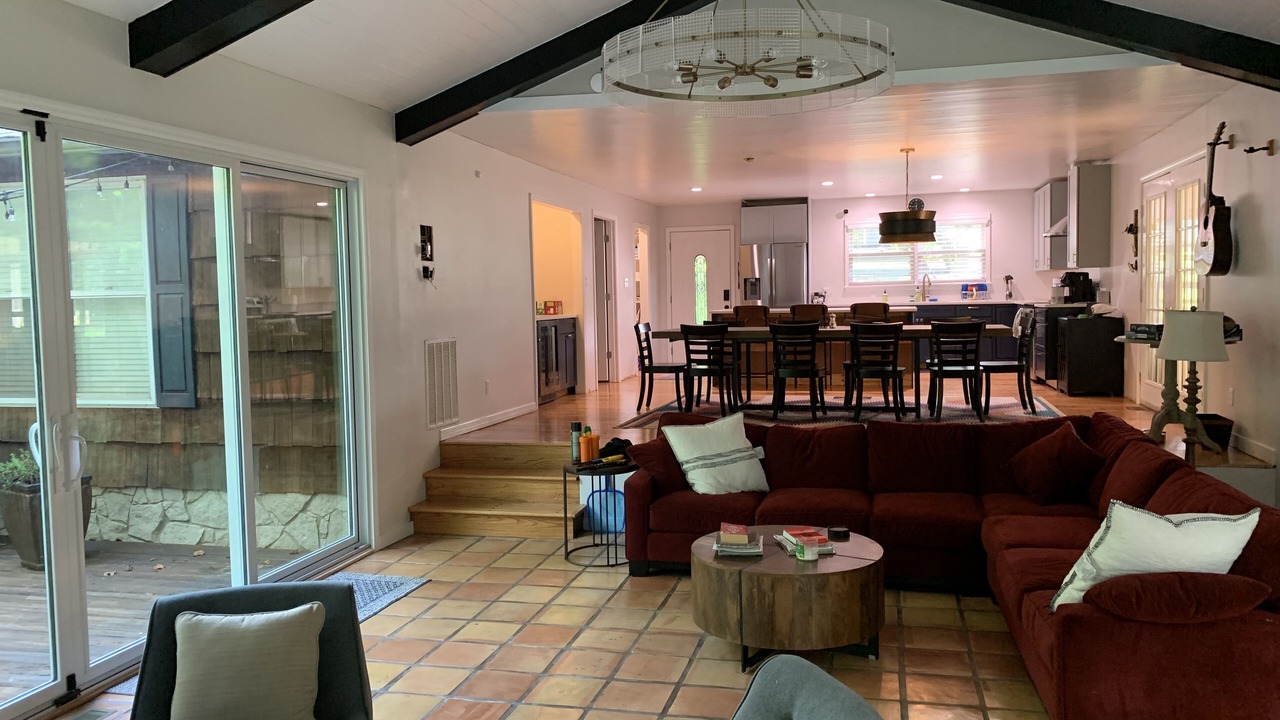 Photo of Livingroom in Scottsville