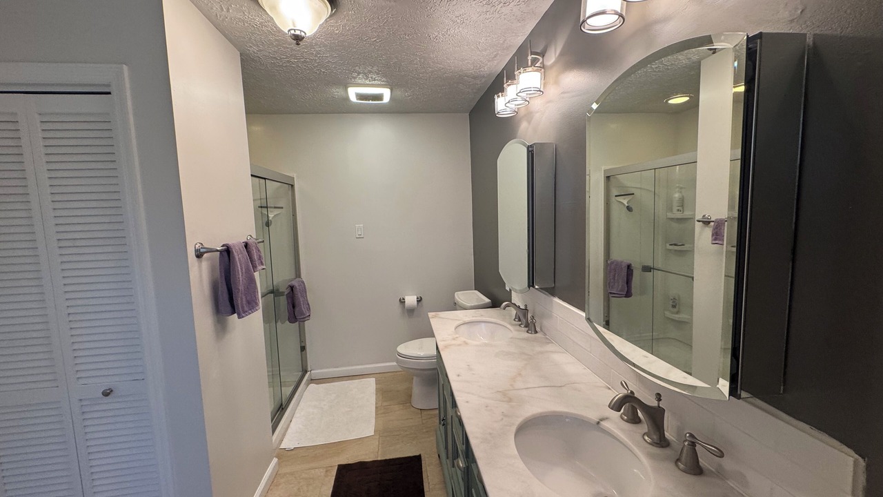 Photo of Bathroom in Scottsville