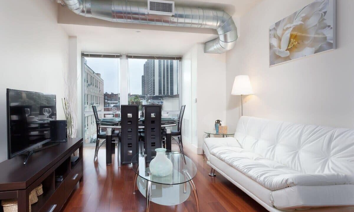 Photo of Livingroom in Center City West