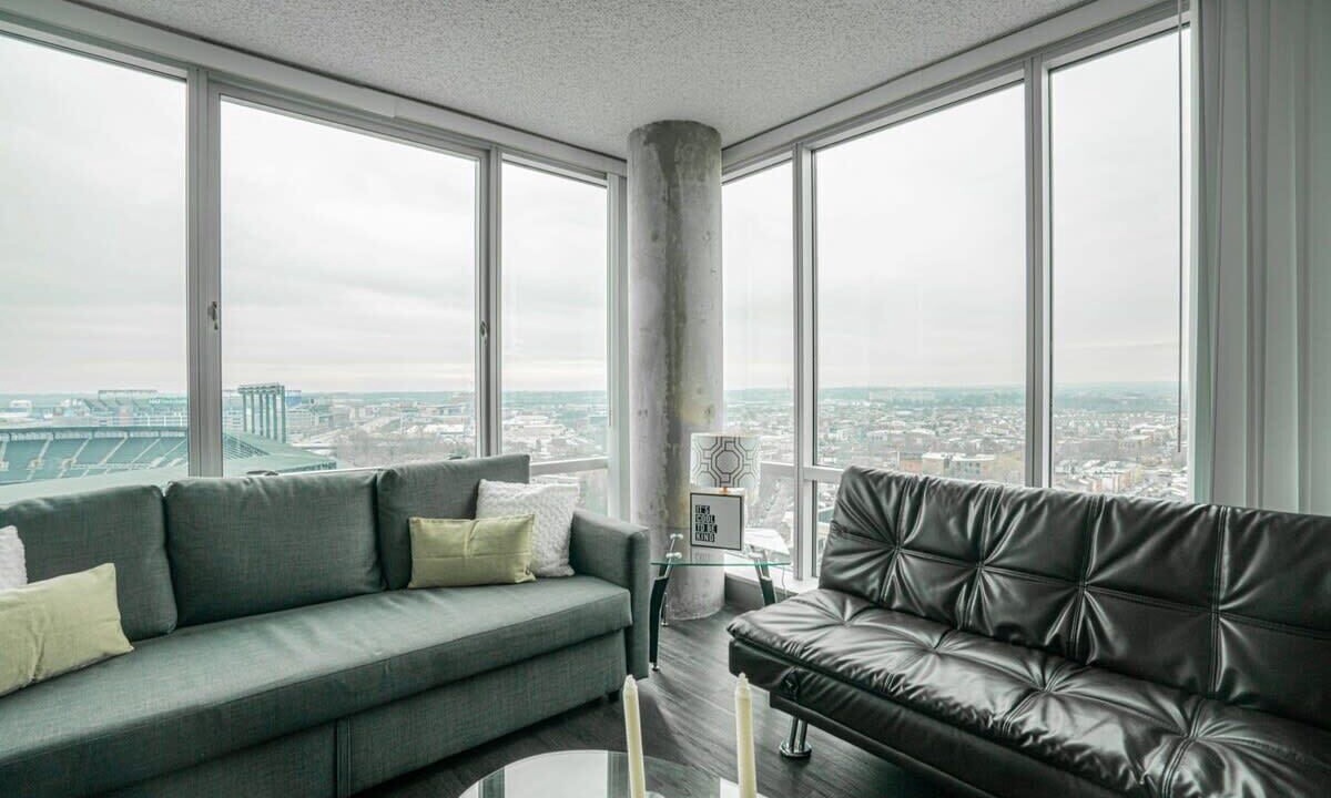 Photo of Livingroom in Downtown Baltimore