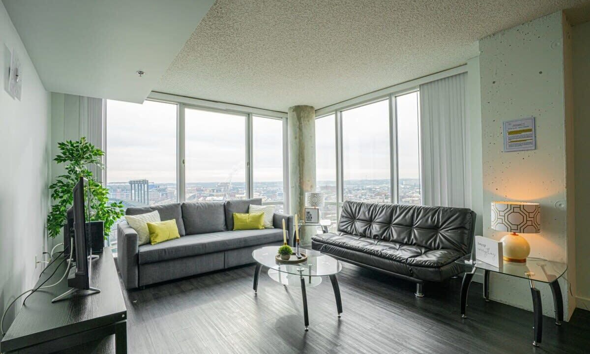 Photo of Livingroom in Downtown Baltimore