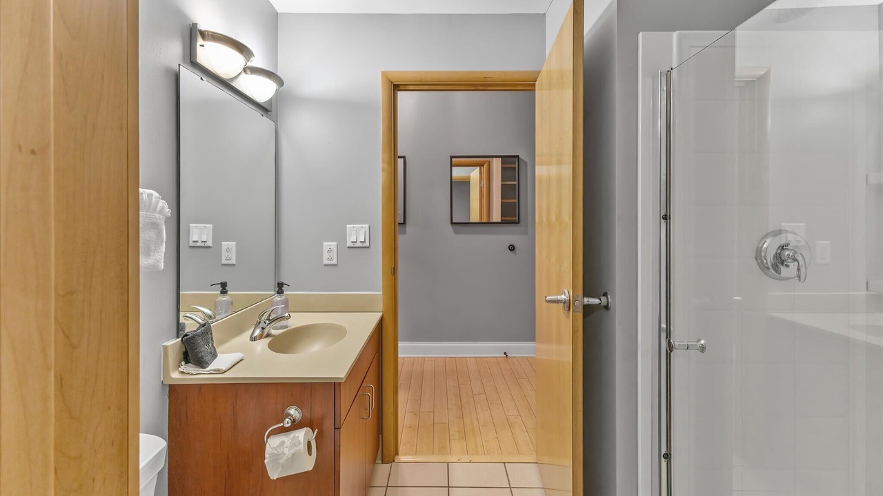 Photo of Bathroom in Wholesale District