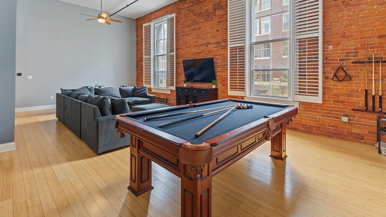 Photo of Livingroom in Wholesale District
