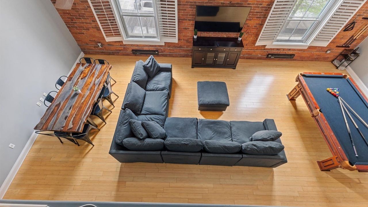 Photo of Livingroom in Wholesale District