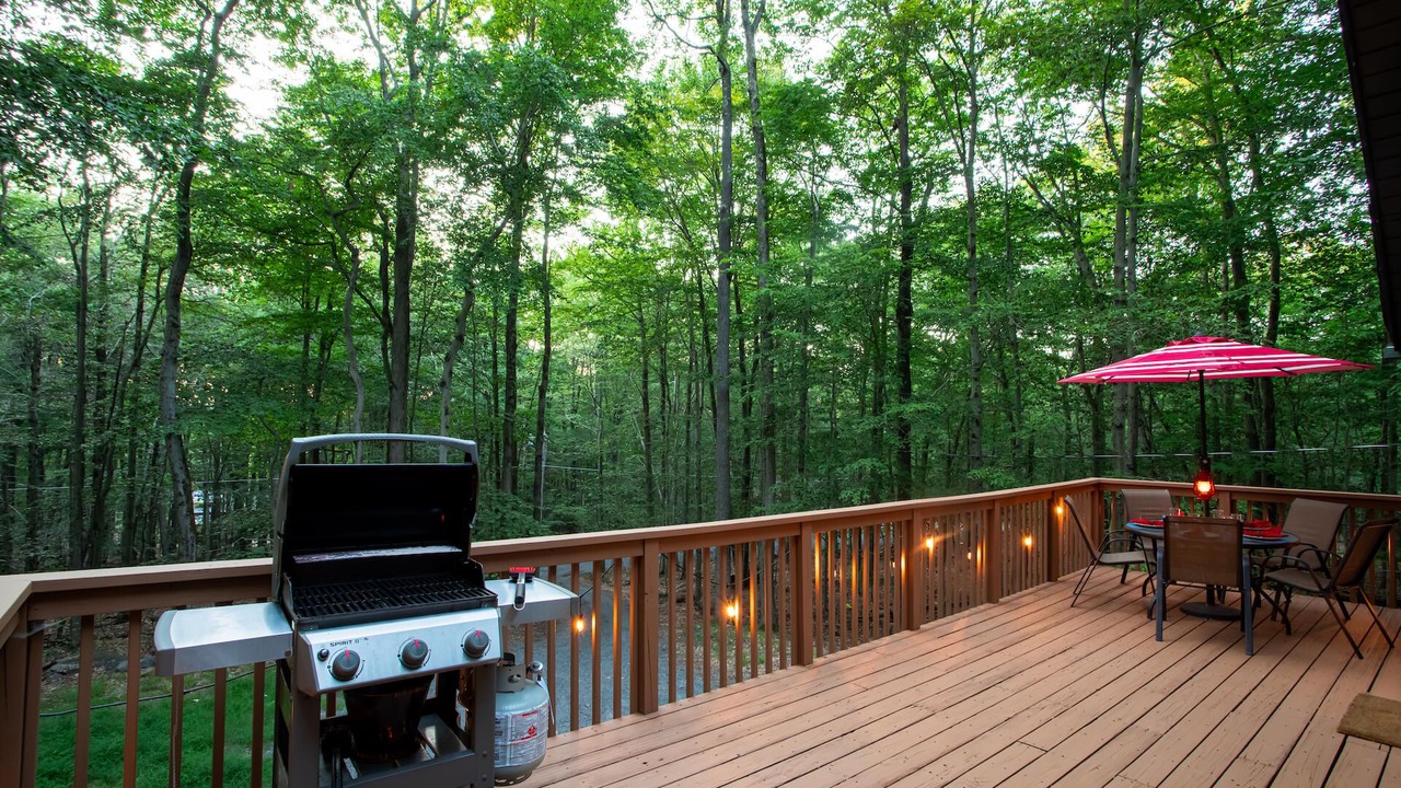 Photo of Patio Balcony in Locust Lake Village