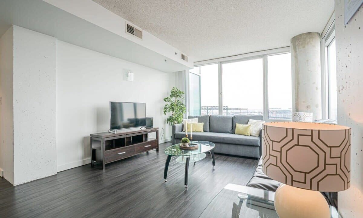 Photo of Livingroom in Downtown Baltimore