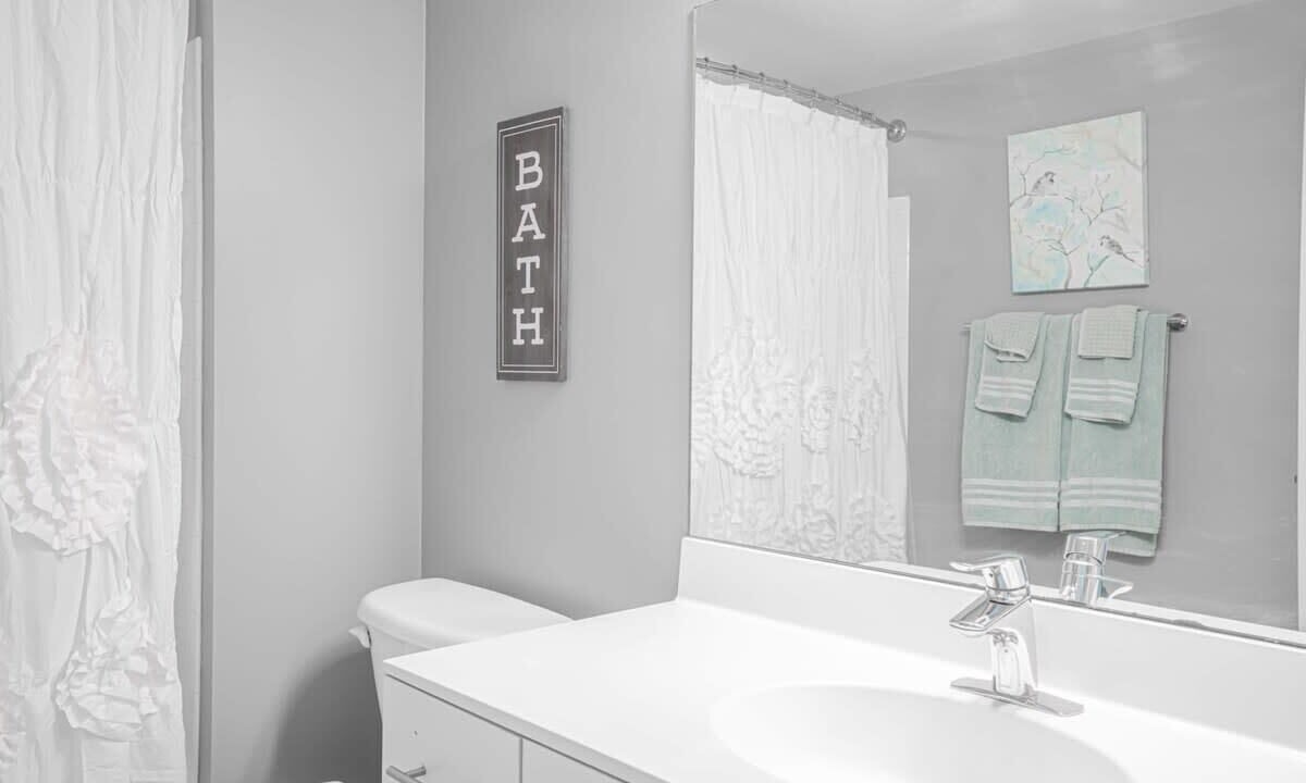 Photo of Bathroom in Downtown Baltimore