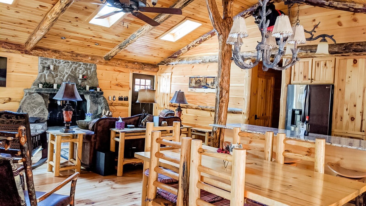 Photo of Bedroom in Pond Eddy
