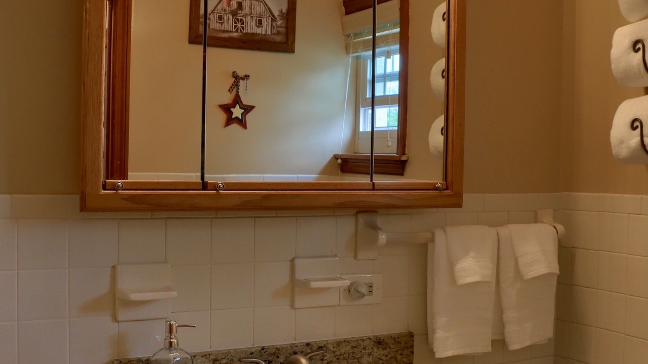 Photo of Bathroom in McKnightstown