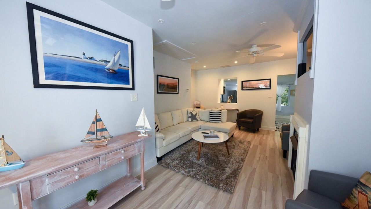 Photo of Livingroom in West Cape May