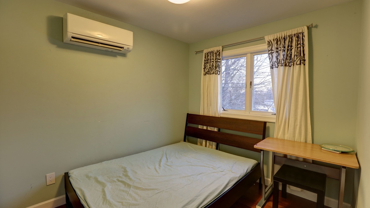 Photo of Bedroom in Colesville