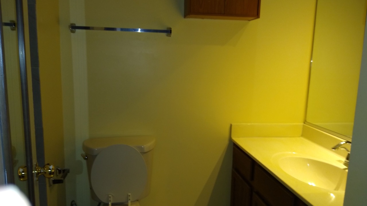 Photo of Bathroom in Fairland