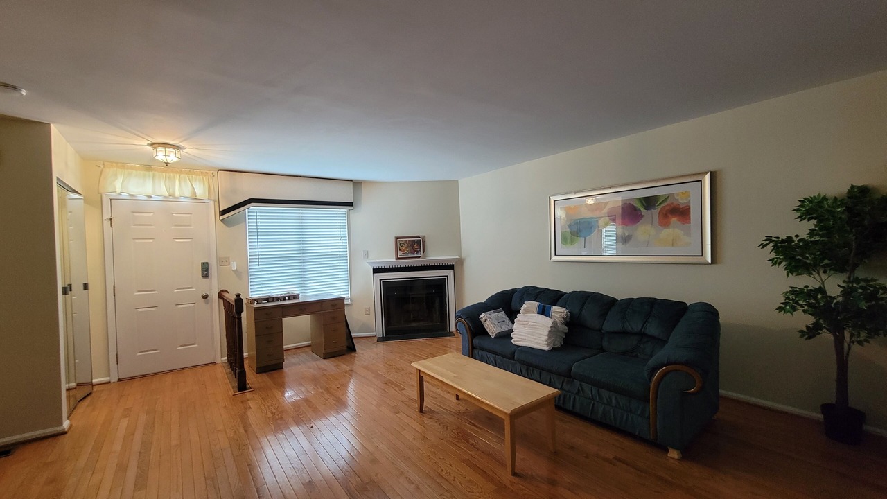 Photo of Livingroom in Fairland