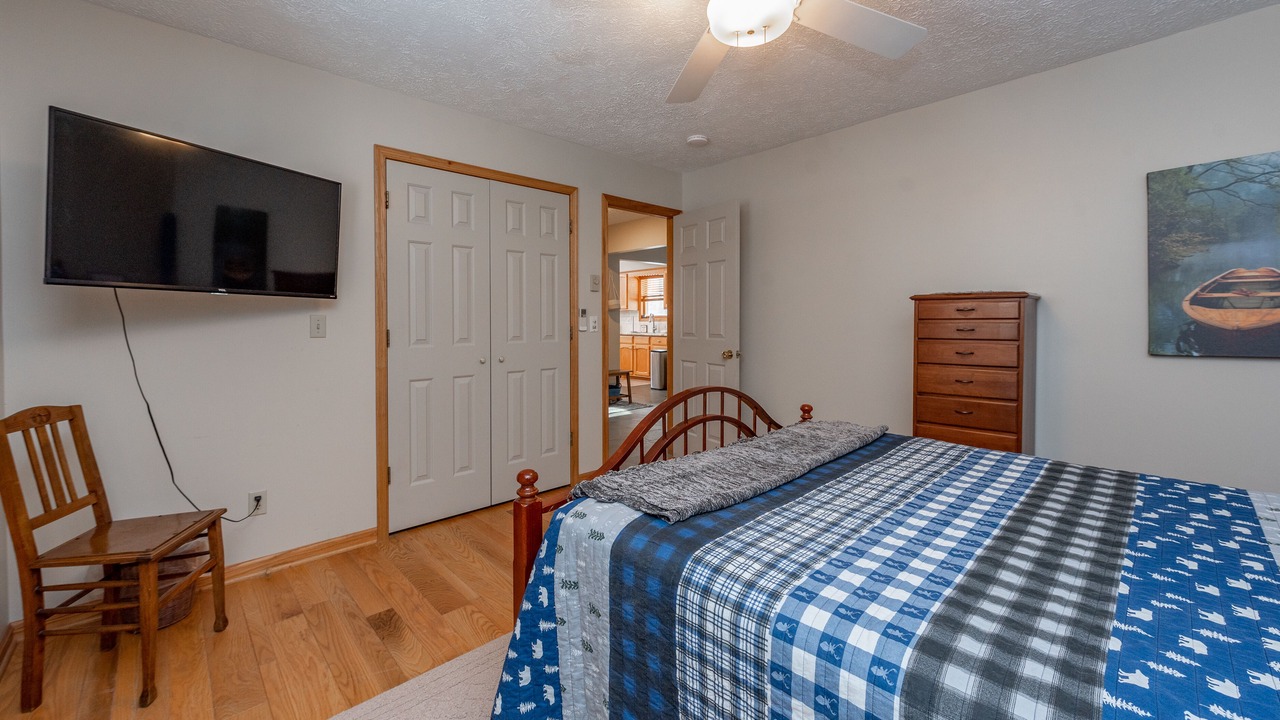 Photo of Bedroom in Blakeslee