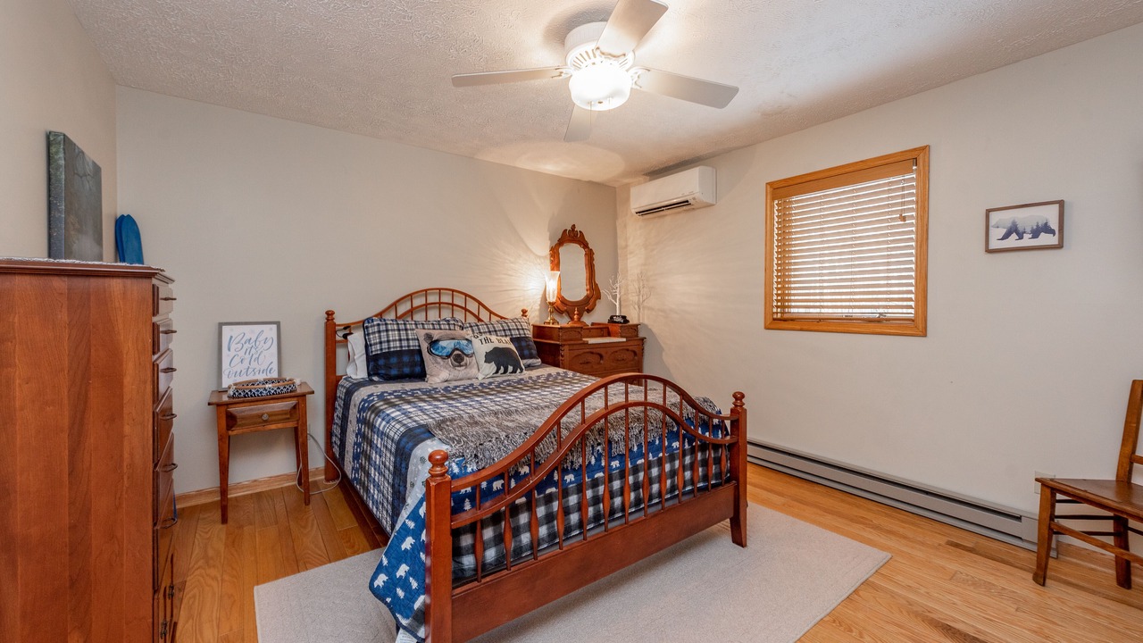Photo of Bedroom in Blakeslee