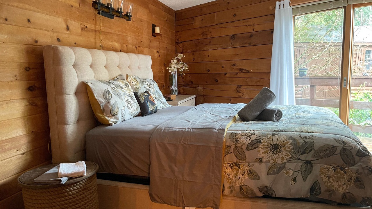 Photo of Bedroom in Greentown