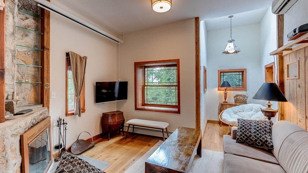 Photo of Livingroom in Lake Peekskill