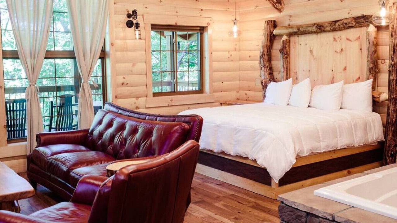 Photo of Bedroom in Millersburg