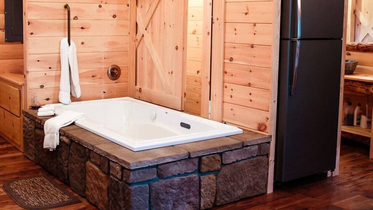 Photo of Bathroom in Millersburg