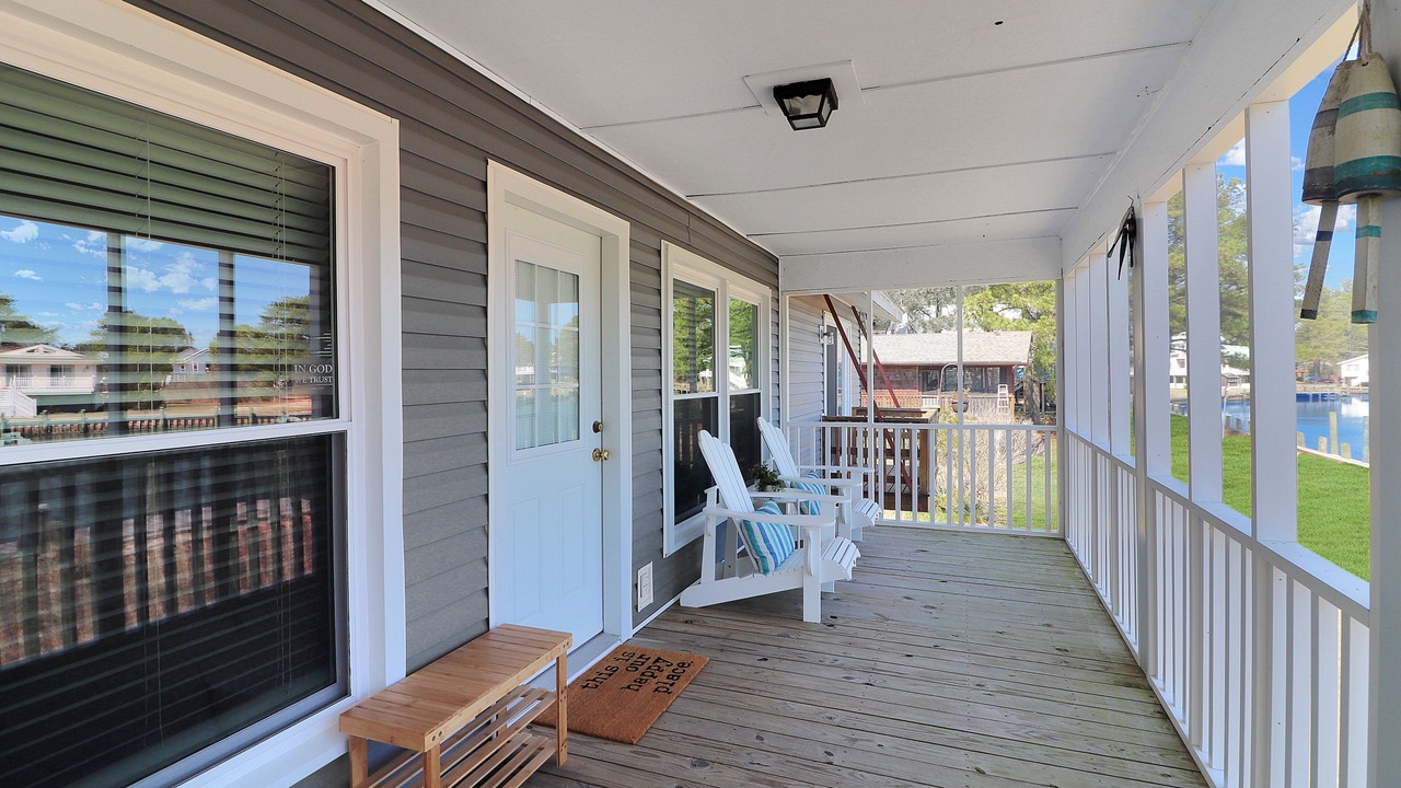 Photo of Patio Balcony in Deep Hole