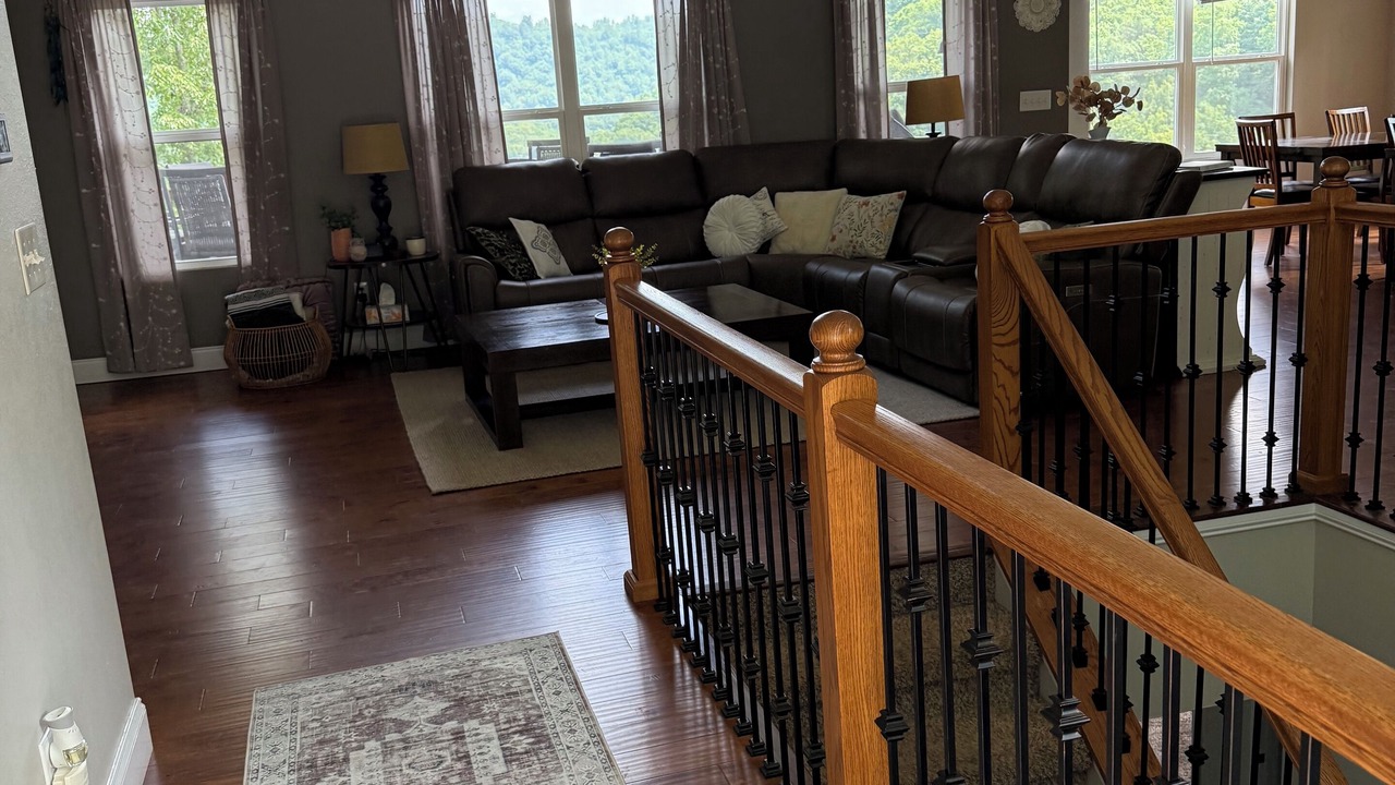 Photo of Bedroom in Lakeside Estates