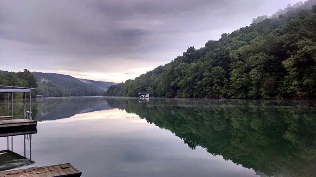 Photo of Others in Flat Hollow Marina