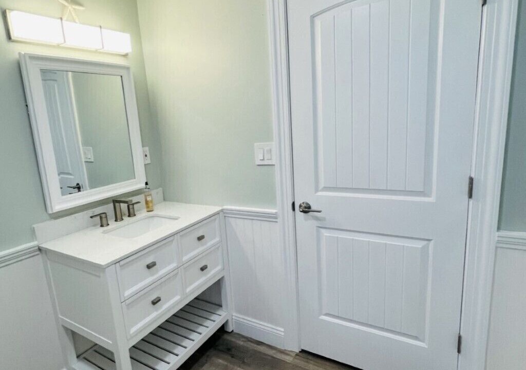 Photo of Bathroom in Green Creek