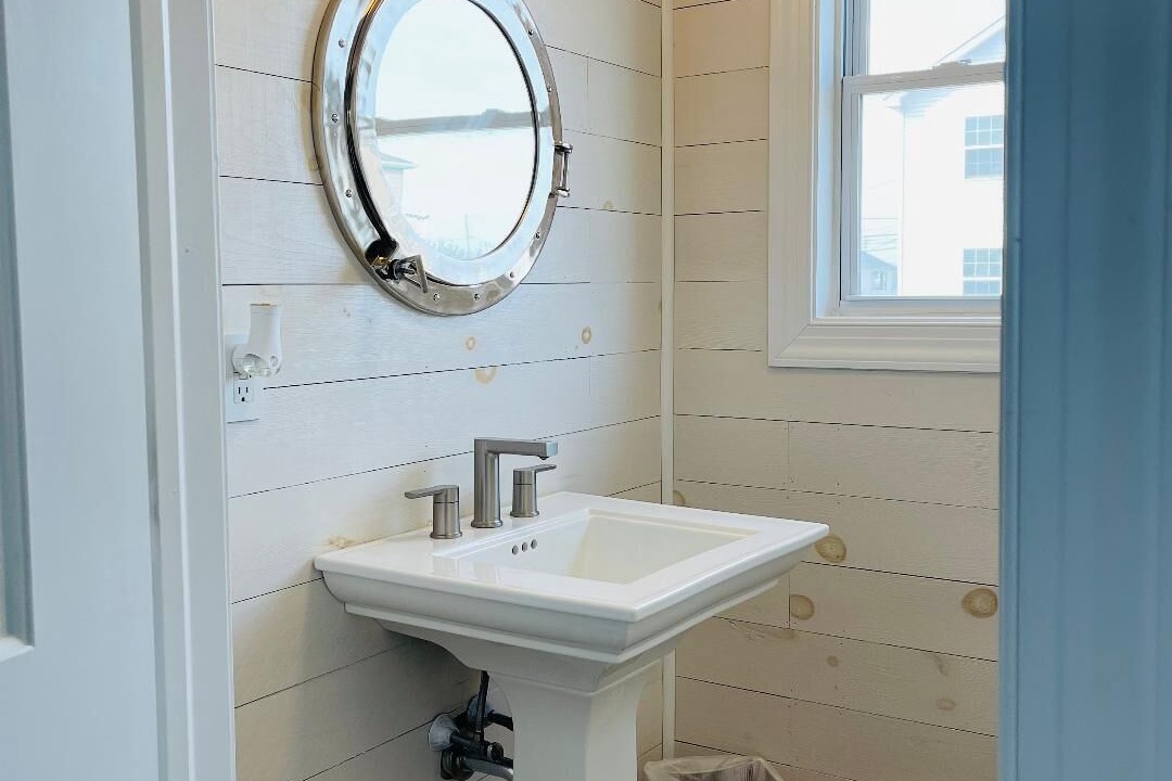 Photo of Bathroom in Green Creek