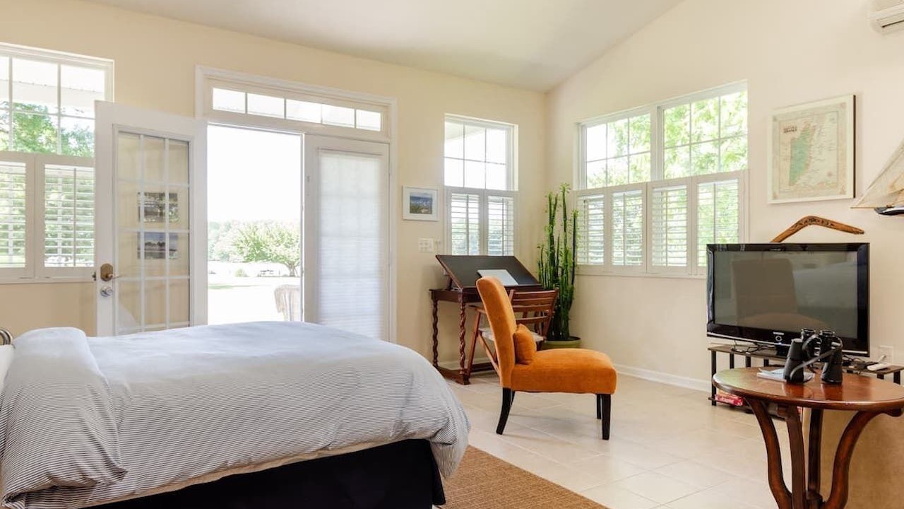 Photo of Bedroom in Galesville