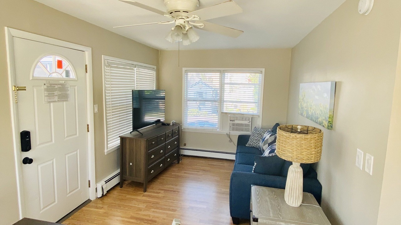 Photo of Livingroom in Ortley Beach