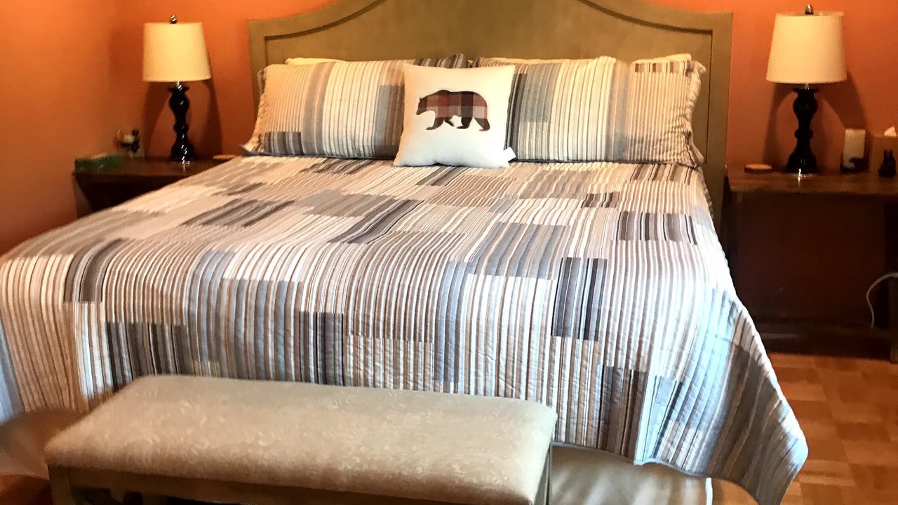 Photo of Bedroom in Kellogg
