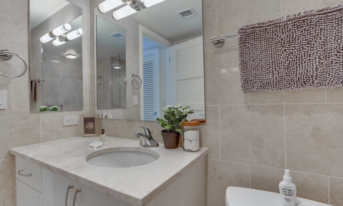 Photo of Bathroom in Chinatown