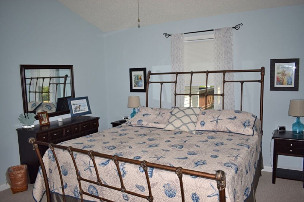Photo of Bedroom in Deep Hole