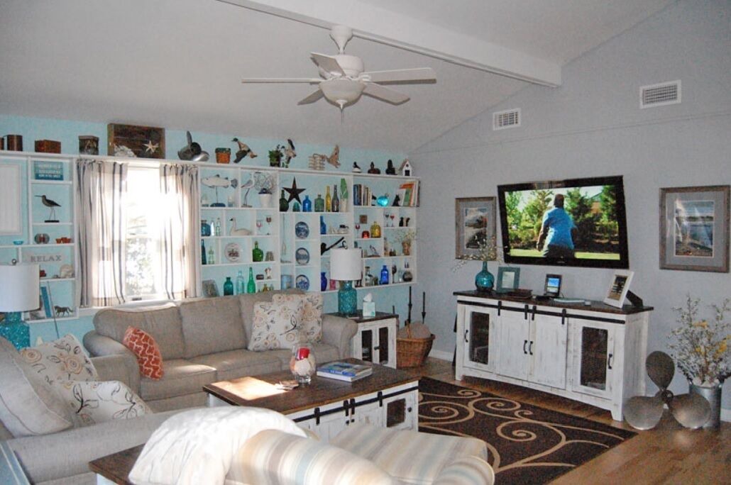 Photo of Livingroom in Deep Hole