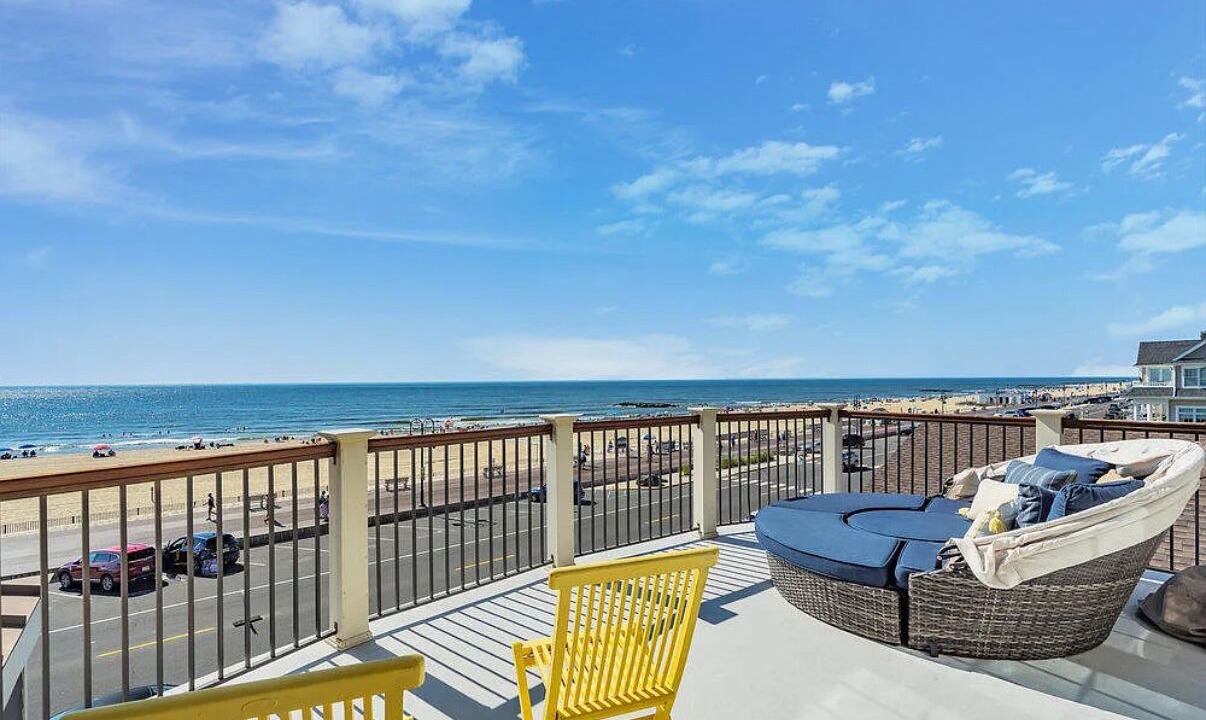 Photo of Patio Balcony in Wall