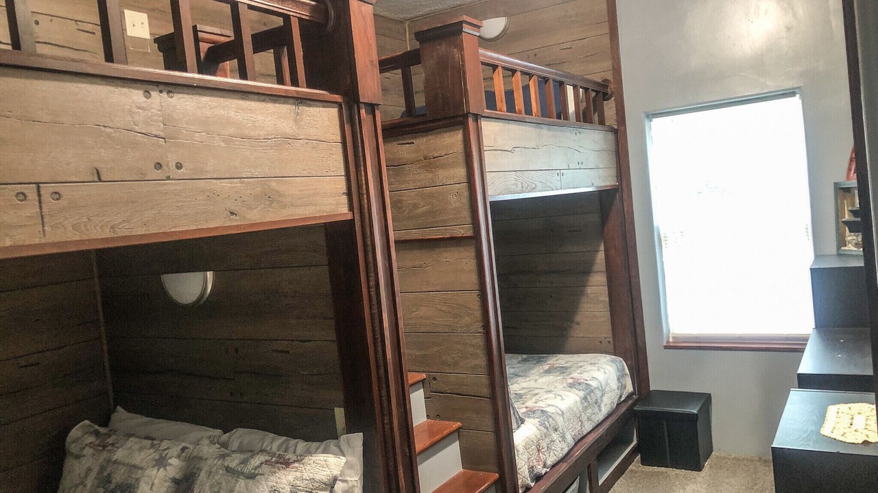 Photo of Bedroom in Gypsum