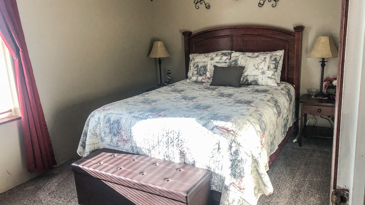 Photo of Bedroom in Gypsum