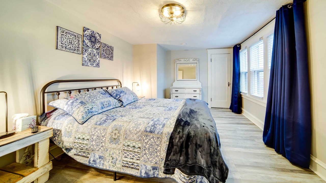 Photo of Bedroom in Meadville