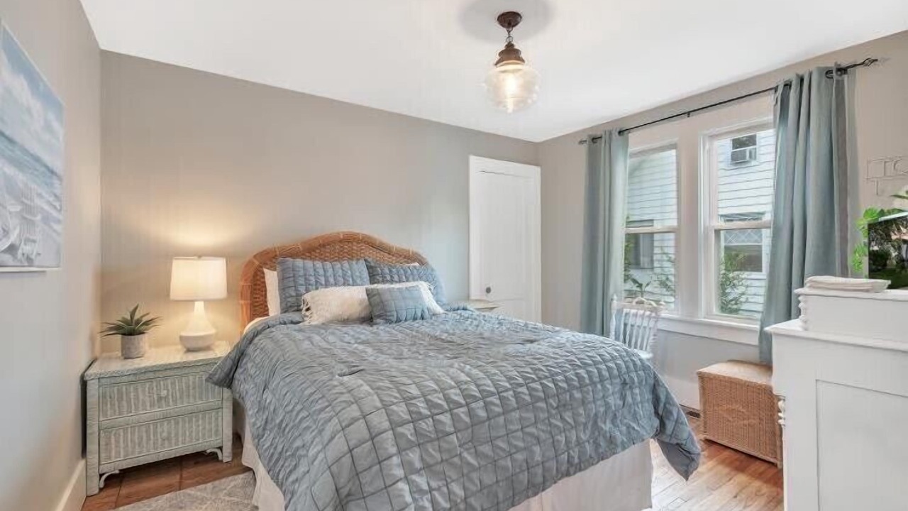 Photo of Bedroom in Port Clinton