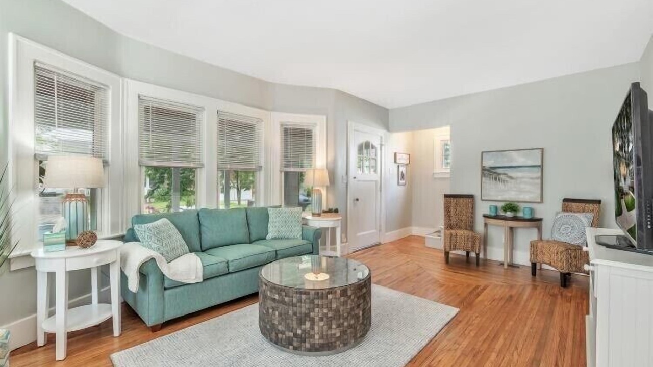 Photo of Livingroom in Port Clinton