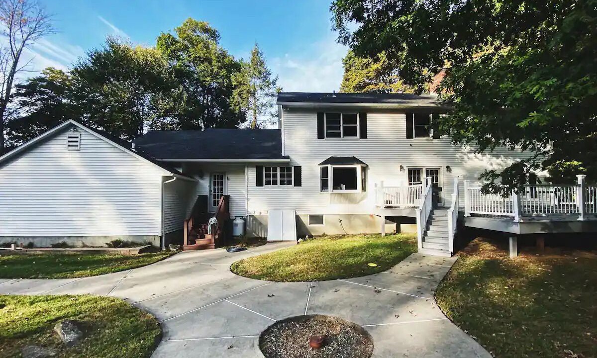 Photo of Outdoor in Warwick