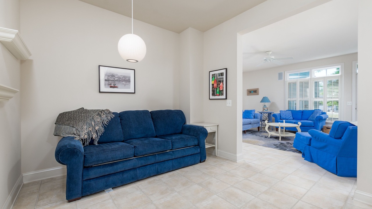 Photo of Livingroom in Long Neck
