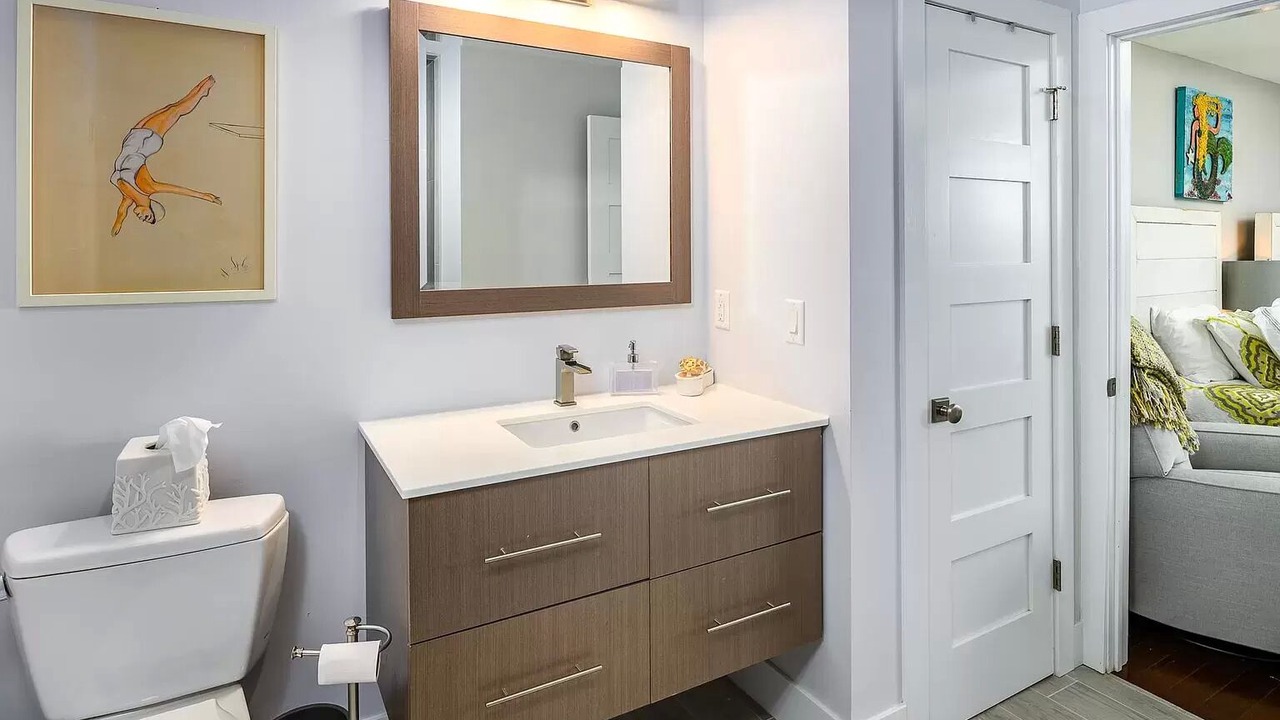Photo of Bathroom in Loveladies