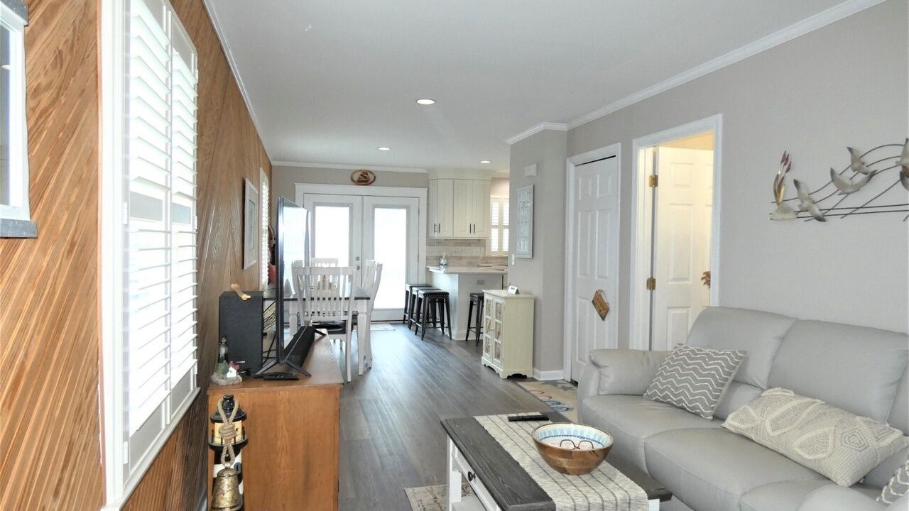 Photo of Livingroom in Ocean Beach I