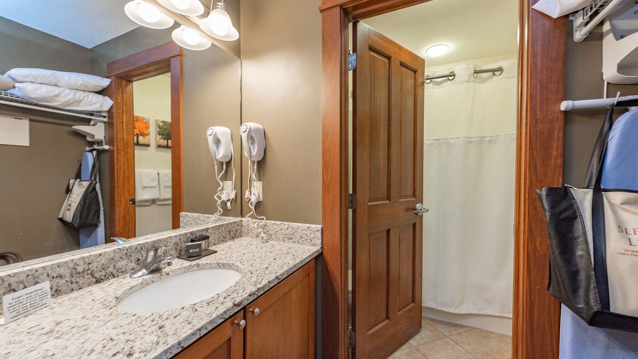 Photo of Bathroom in Thayerville