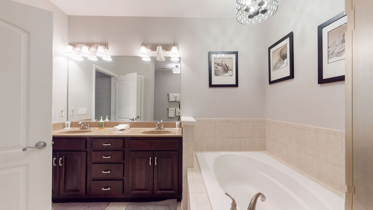 Photo of Bathroom in Sun Ridge