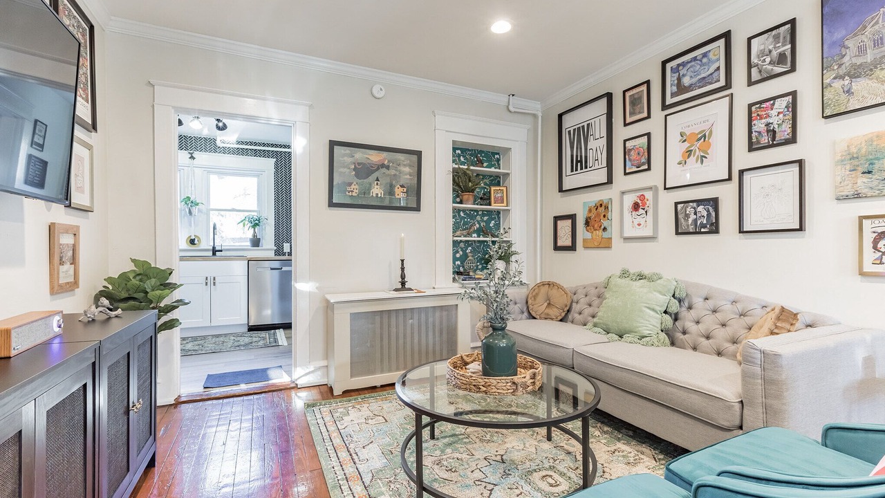 Photo of Livingroom in Kennett Square